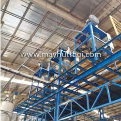 Pneumatic conveying system for plastic resin, plastic powder